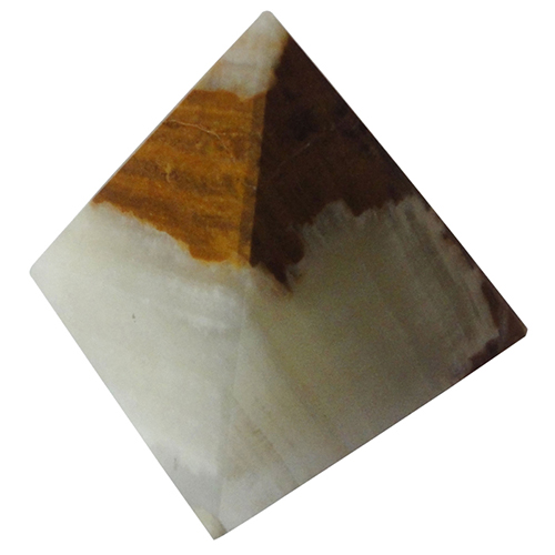 Pyramid Onyx Showpiece (6inch)